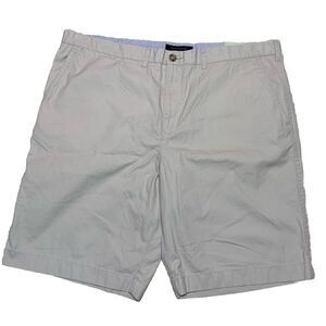 Tommy Hilfiger Mens Shorts Size 42 42X10 Chino Khaki Classic Straight Cotton NWT